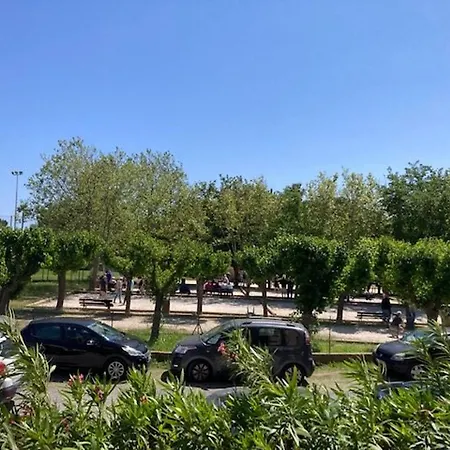 Apartament Climatise Au Lavandou Avec Parking, Terrasse Ensoleillee Pour 4 - Fr-1-308-198 Le Lavandou